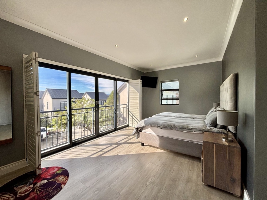 To Let 3 Bedroom Property for Rent in Vierlanden Western Cape